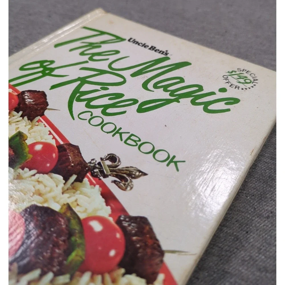 1969 Uncle Ben's The Magic Of Rice Cookbook Vintage Hardcover‎ SBN: 87502-004-6